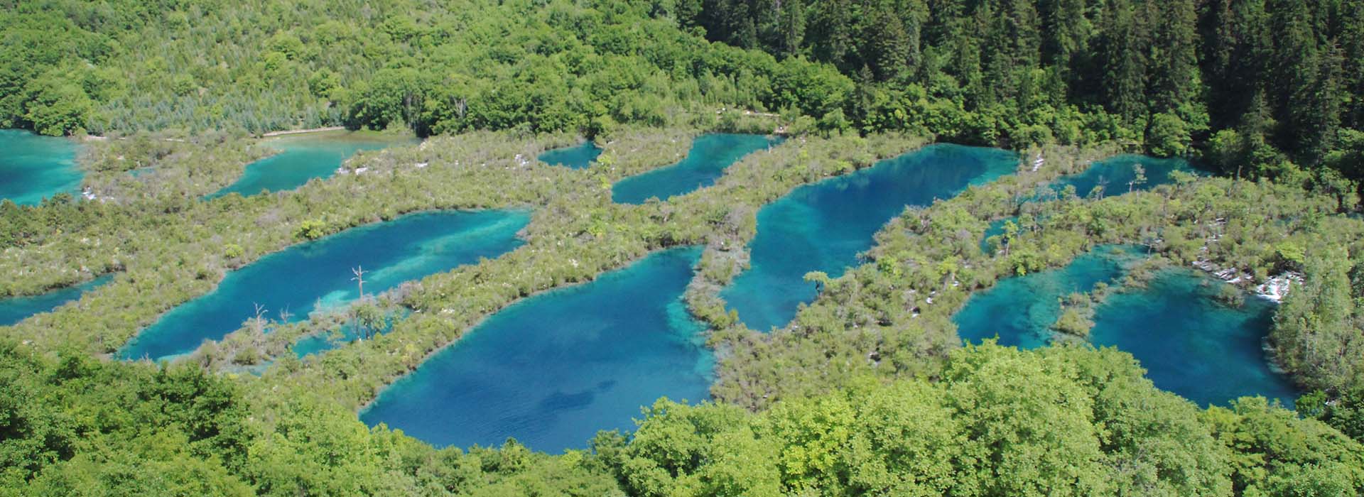 Jiuzhaigou Travel